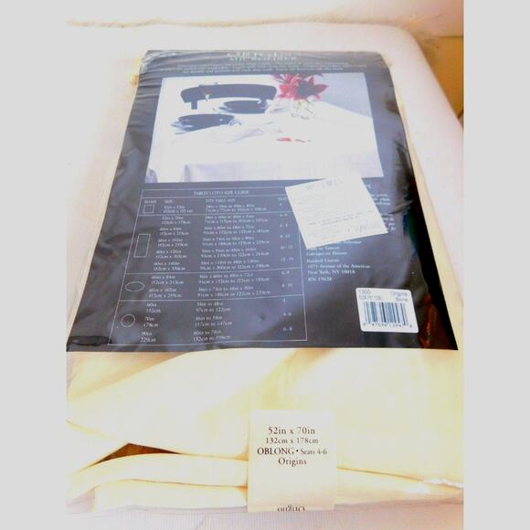 Origins Microfiber Tablecloth Bone Tone on Tone Squares 52x70 New - Picture 3 of 6